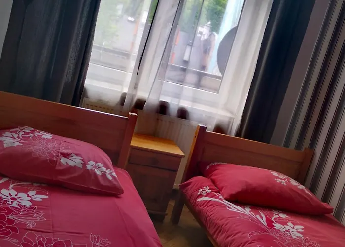 为你旅舍 旅馆 *