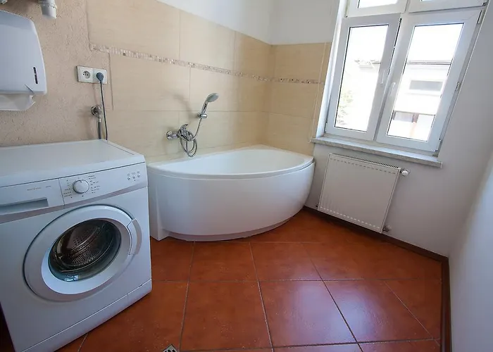 旅馆 为你旅舍 别尔斯克-比亚拉