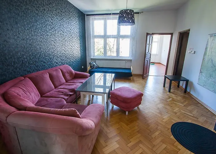 旅馆 为你旅舍 别尔斯克-比亚拉